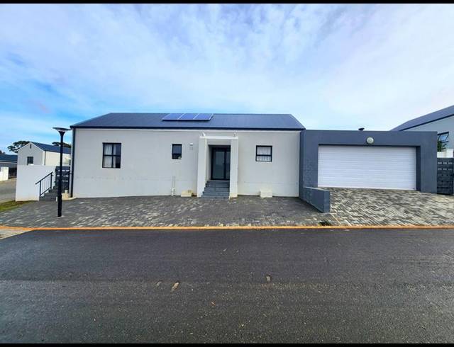 2 BEDROOM HOUSE FOR SALE IN MALMESBURY RURAL